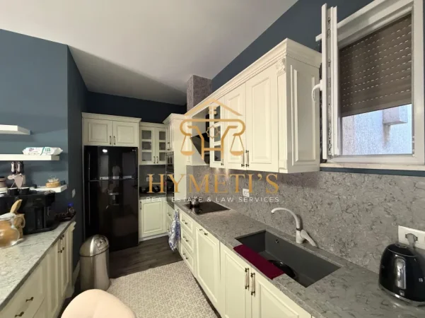 Gjiri Lalezit | Hamallaj, shitet Vile Vile 2 Katshe , 145 m² 580.000 € (Lura 3, Gjiri i Lalëzit)