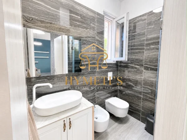 Gjiri Lalezit | Hamallaj, shitet Vile Vile 2 Katshe , 145 m² 580.000 € (Lura 3, Gjiri i Lalëzit)