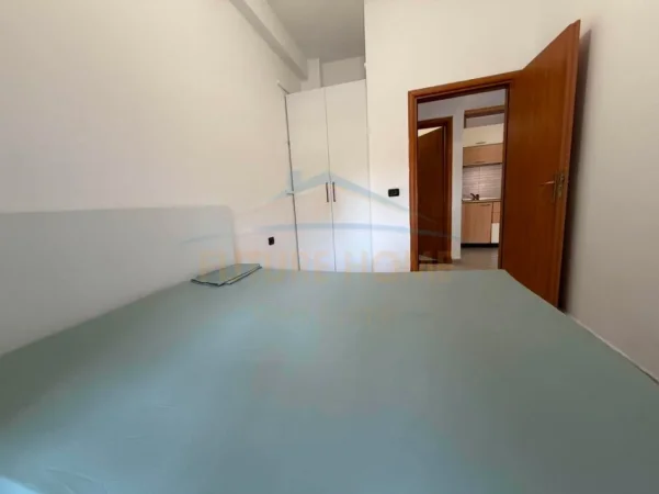 Qera, Apartament 1+1, Rruga Muhamed Gjollesha, Tirane 0696069906