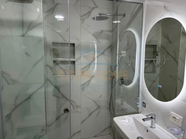 Qera, Apartament 1+1, Kompleksi Tom Doshi, Tiranë. 0696069906