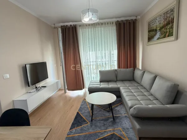 Tirane, jepet me qera apartament 2+1 Kati 4, 95 m² 750 € (don bosko)