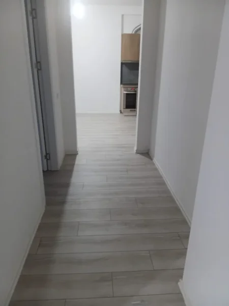 Tirane, jepet me qera apartament 2+1 Kati 4, 109 m² (YZBERISHT)