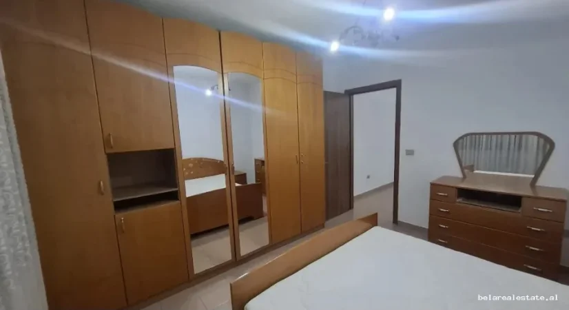 Tirane, jepet me qera apartament 1+1+Ballkon Kati 9, 68 m² 530 € (Medar Shtylla)