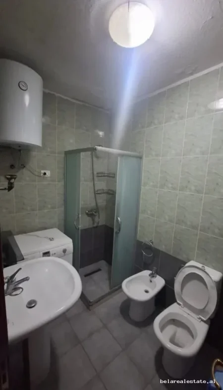 Tirane, jepet me qera apartament 1+1+Ballkon Kati 9, 68 m² 530 € (Medar Shtylla)