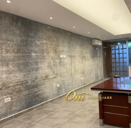 Tirane, jepet me qera dyqan Kati 0, 50 m² 600 € (RRUGA E BOGDANEVE)