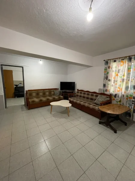 Tirane, jepet me qera apartament 1+1 Kati 1, 52 m² 220 € (Astir)