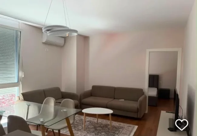 Tirane, jepet me qera apartament 2+1 Kati 2, 70 m² 750 € (Rruga e Barrikadave)