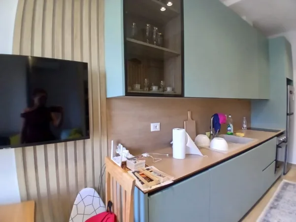 Tirane, jepet me qera garsonier Kati 6, 40 m² 430 € (Pazari i Ri , Rruga Hoxha Tahsim)