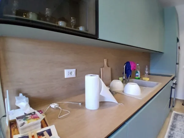 Tirane, jepet me qera garsonier Kati 6, 40 m² 430 € (Pazari i Ri , Rruga Hoxha Tahsim)
