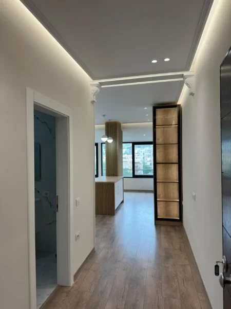 Tirane, shitet apartament 2+1 Kati 4, 106 m² 273.000 € (Liqeni i Thate , Rruga Hamdi Garunja)