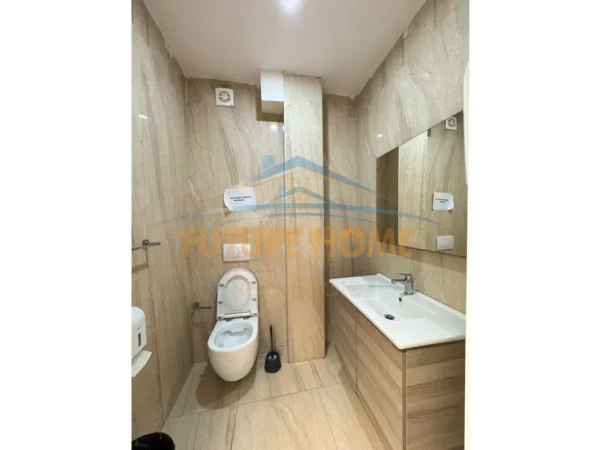 Tirane, shitet zyre Kati 1, 130 m² 380.000 € (SHALLVARET)