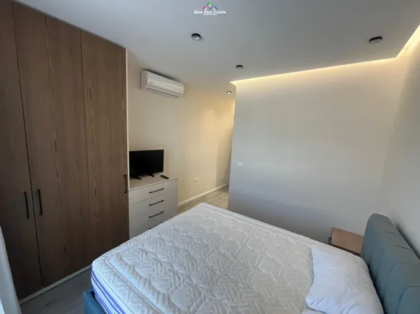 Tirane, jepet me qera apartament 2+1 Kati 2, 100 m² 750 € (Kompleksi Erli, Porcelan)