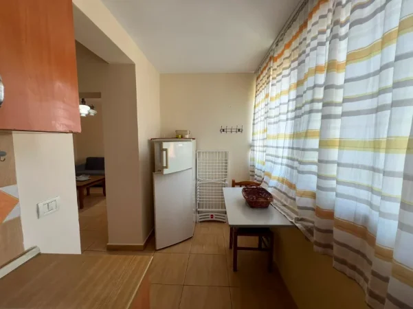 Tirane, jepet me qera apartament 1+1 Kati 2, 60 m² 400 ALL (Shkolla Cajupi)
