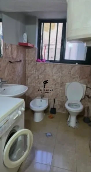 Tirane, jepet me qera apartament 1+1 Kati 1, 60 m² 450 € (MYSLYM SHYRI)