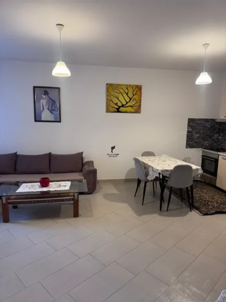Tirane, jepet me qera apartament 1+1 Kati 3, 65 m² 400 € (ASTIR)