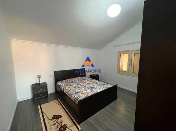 Tirane, jepet me qera apartament 2+1+Ballkon Kati 3, 86 m² 428 € 