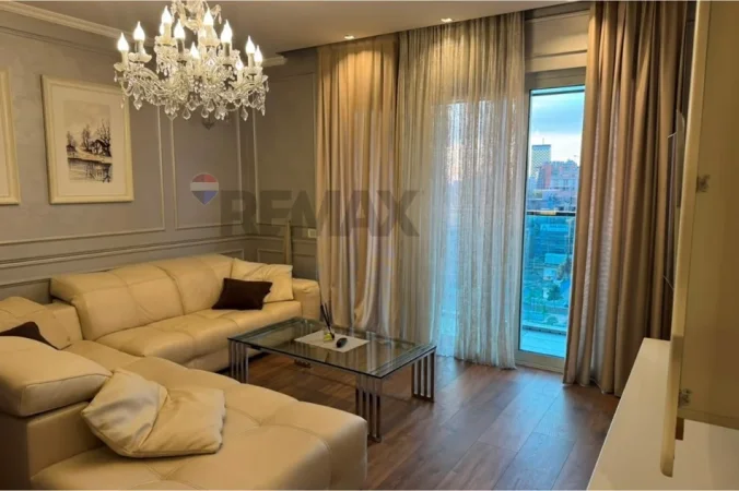 Tirane, jepet me qera apartament 2+1 Kati 8, 122 m² 2.000 € (Ambasador 3)