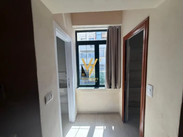 Tirane, shitet Vile 3 Katshe , 600 m² 2.000.000 € (MYSLYM SHYRI)