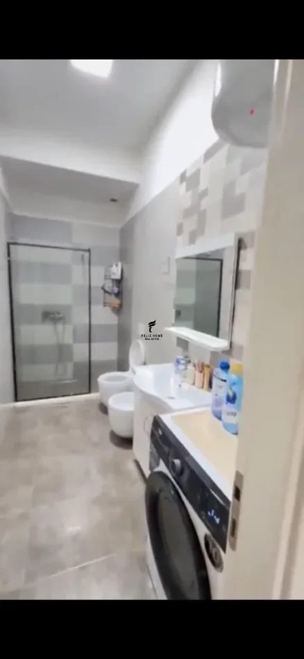 Tirane, jepet me qera apartament 2+1 Kati 3, 100 m² 600 € (RRUGA E KAVAJES)