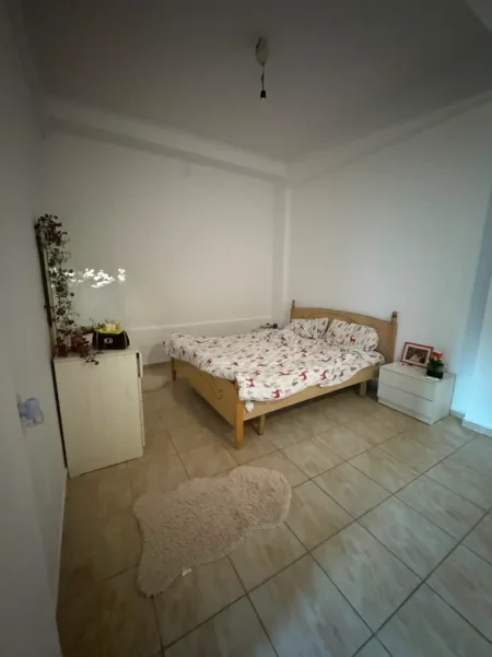 Tirane, Shitet Garsoniere Kati 0, 45 m² 80.000 € (RRUGA E DURRESIT)