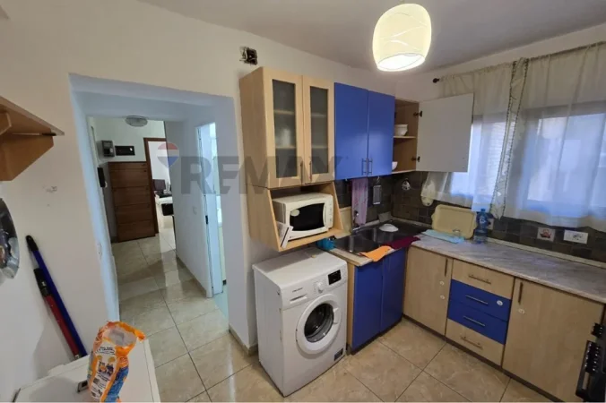 Tirane, jepet me qera apartament 2+1 Kati 3, 72 m² 600 € (21 Dhjetori)