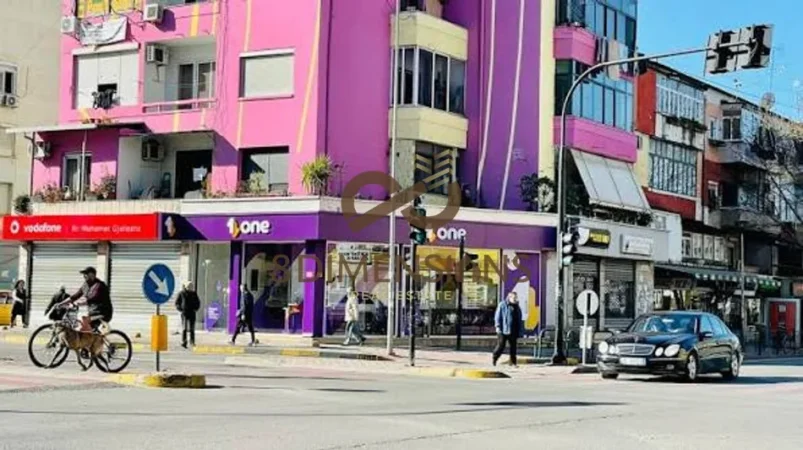 Lokacion Ideal - Ambjent Biznesi prane 21 Dhjetorit Siperfaqja120m2 D825A-41