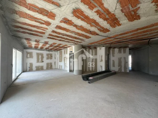 Tirane, shitet apartament 4+1+Aneks+Ballkon Kati 7, 284 m² 1.100.000 € (PRANË PARKUT TË LIQENIT DHE STADIUMIT “AIR ALBANIA")