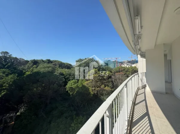 Tirane, shitet apartament 4+1+Aneks+Ballkon Kati 7, 284 m² 1.100.000 € (PRANË PARKUT TË LIQENIT DHE STADIUMIT “AIR ALBANIA")