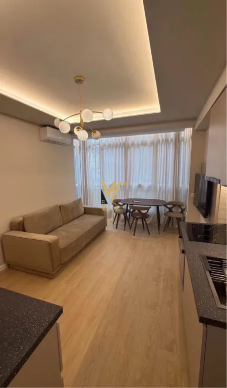 Tirane, jepet me qera apartament 1+1+Ballkon Kati 2, 50 m² 620 € (MATERNITETI I RI)