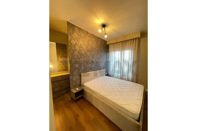 Kopshti Botanik, Japim me Qira Apartament 2+1