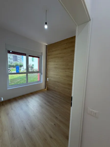 Tirane, jepet me qera apartament 2+1 Kati 0, 60 m² 400 € (Ali Demi)