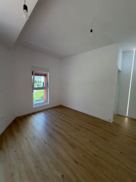 Tirane, jepet me qera apartament 2+1 Kati 0, 60 m² 400 € (Ali Demi)