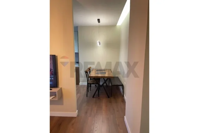 Tirane, jap me qera apartament 2+1 Kati 2, 76 m² 700 € (Kopshti Botanik)