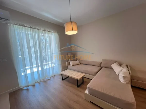 Tirane, jepet me qera apartament 2+1 Kati 4, 108 m² 800 € (Rruga Dritan Hoxha)