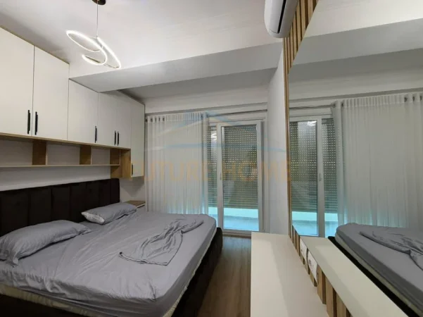 Tirane, jepet me qera apartament 2+1 Kati 4, 102 m² 600 € (Golden Park 3)