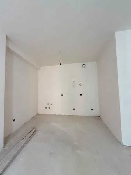 Tirane, shitet 1+1+Ballkon Kati 7, 81 m² 162.000 € (Bulevardi i Ri)