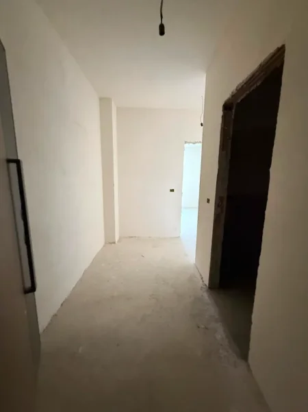 Tirane, shitet 1+1+Ballkon Kati 7, 81 m² 162.000 € (Bulevardi i Ri)