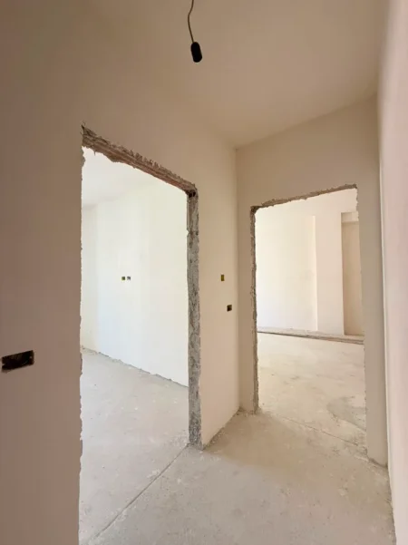Tirane, shitet 1+1+Ballkon Kati 7, 81 m² 162.000 € (Bulevardi i Ri)