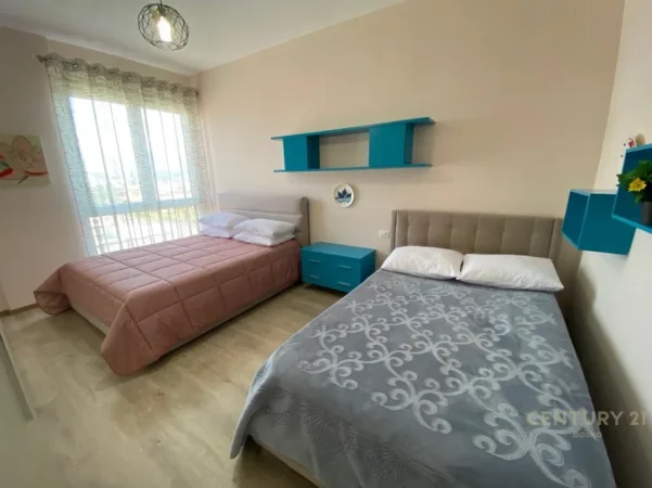 Tirane, jepet me qera apartament 1+1+Ballkon Kati 7, 72 m² 540 € (5 maji larte)