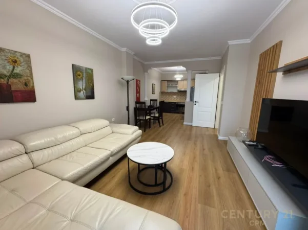 Tirane, jepet me qera apartament 1+1 Kati 6, 82 m² 900 € (9 katshet)