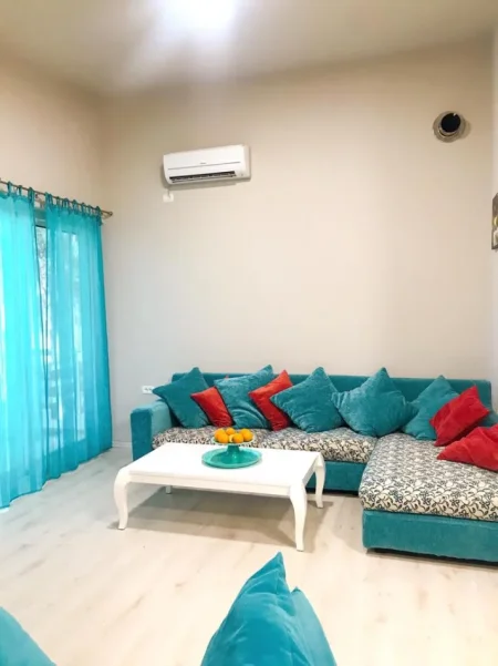 Gjiri Lalezit | Hamallaj, shitet apartament 2+1+Aneks+Ballkon Kati 1, 77 m² 168.000 € (gjiri i lalezit , hamallaj)