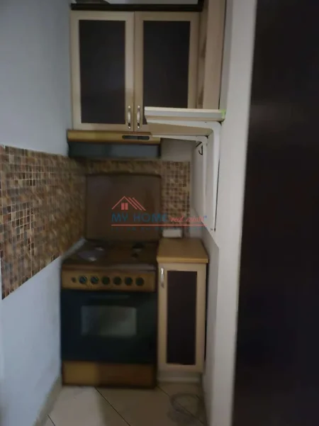 Shqiperi, jepet me qera apartament 1+1+Ballkon Kati 3, 55 m² 450 € (Rruga Frosina Plaku)
