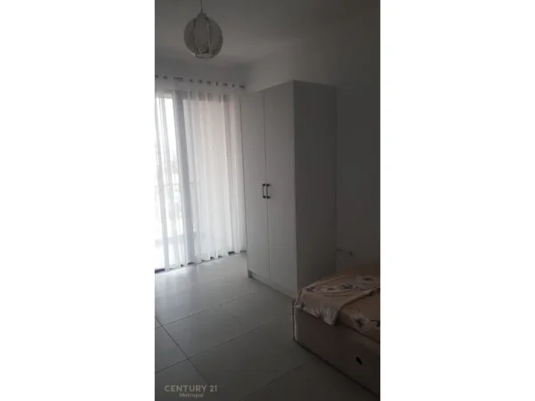 Tirane, jepet me qera apartament 2+1 Kati 4, 115 m² 750 € (qsut tek asl)