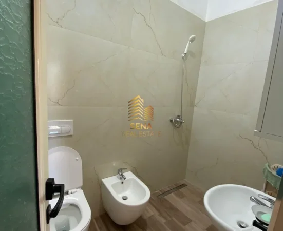 Tirane, jepet me qera apartament 2+1 Kati 1, 60 m² 320 € (Sanatorium)