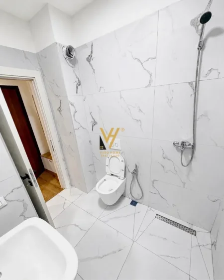 Tirane, jepet me qera apartament 1+1+Ballkon Kati 6, 67 m² 420 € (PASKUQAN)