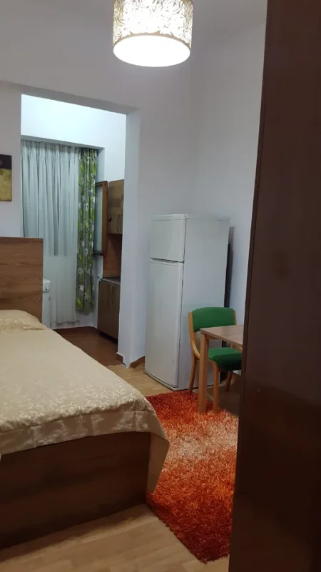 Tirane, jepet me qera garsonier Studio Kati 2, 38 m² 395 € (Rruga e Dibres)