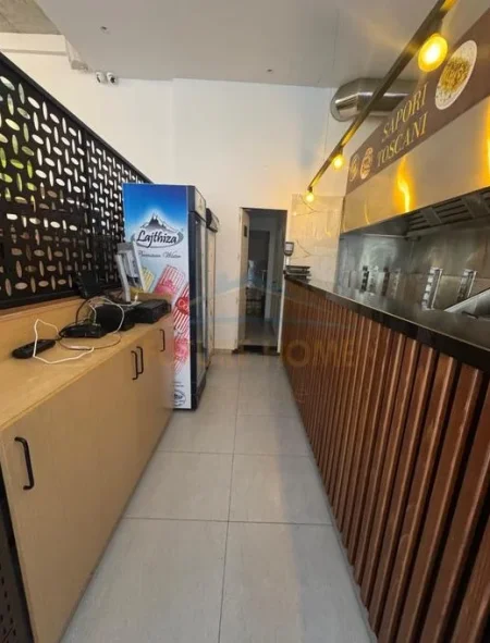 Tirane, shitet ambjent biznesi Kati 0, 107 m² 399.000 € (rruga sadik petrela)