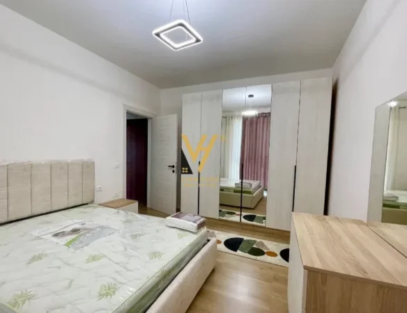 Tirane, jepet me qera apartament 1+1+Ballkon Kati 2, 65 m² 450 € (PASKUQAN)