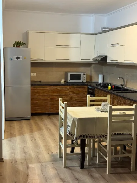 Tirane, jepet me qera garsonier Studio Kati 3, 55 m² 430 € (Astir)