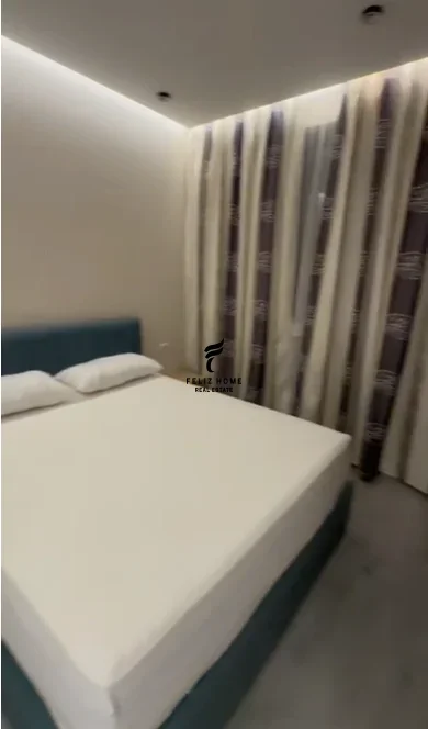 Tirane, jepet me qera apartament 2+1 Kati 2, 80 m² 700 € (PORCELAN)